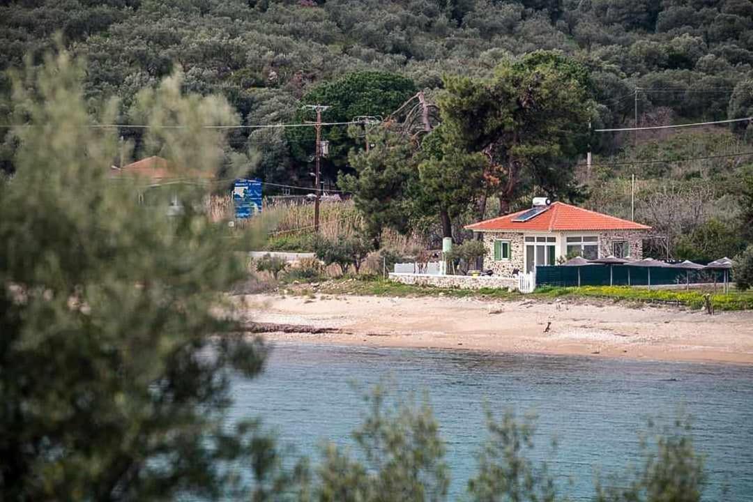 House Kokkalas On The Beach ปีร์กาดิเกีย ภายนอก รูปภาพ